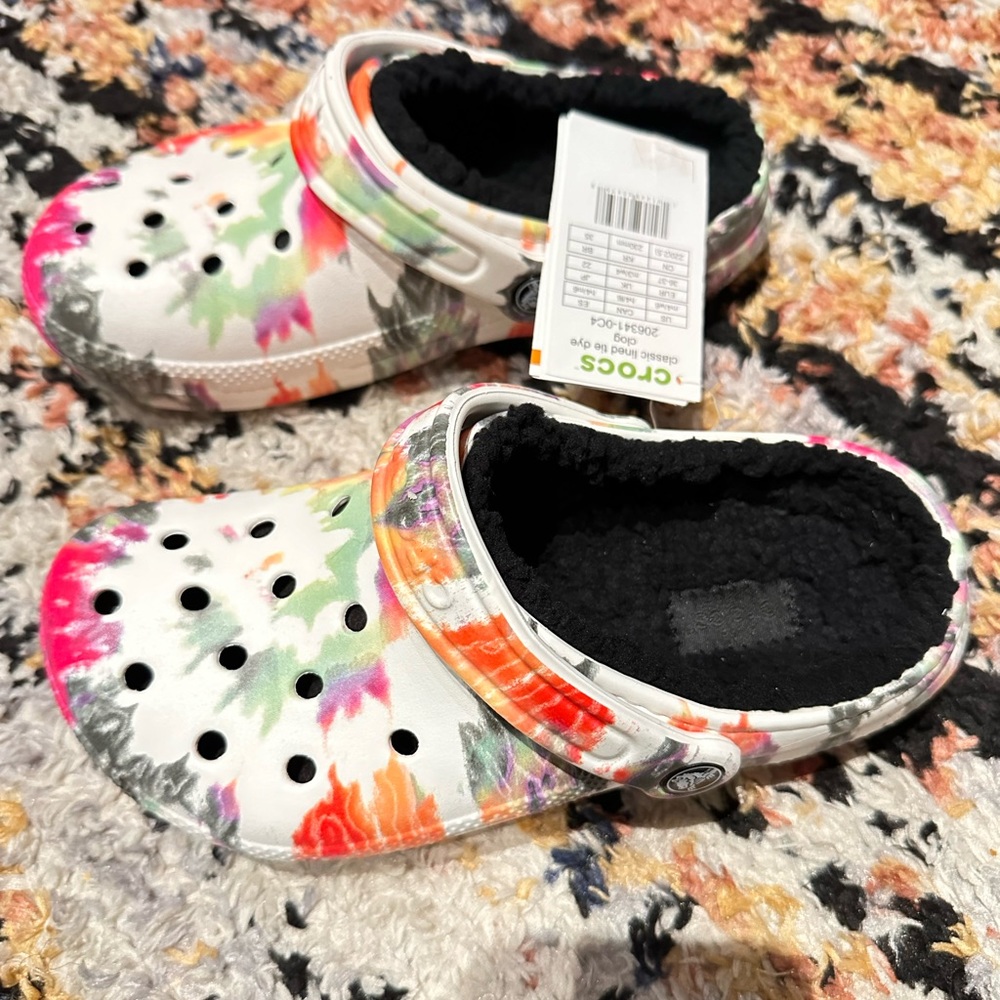 Tie-dye Fur Crocs - Picture 2 of 3